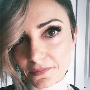 Meet your Posher, Naeiri